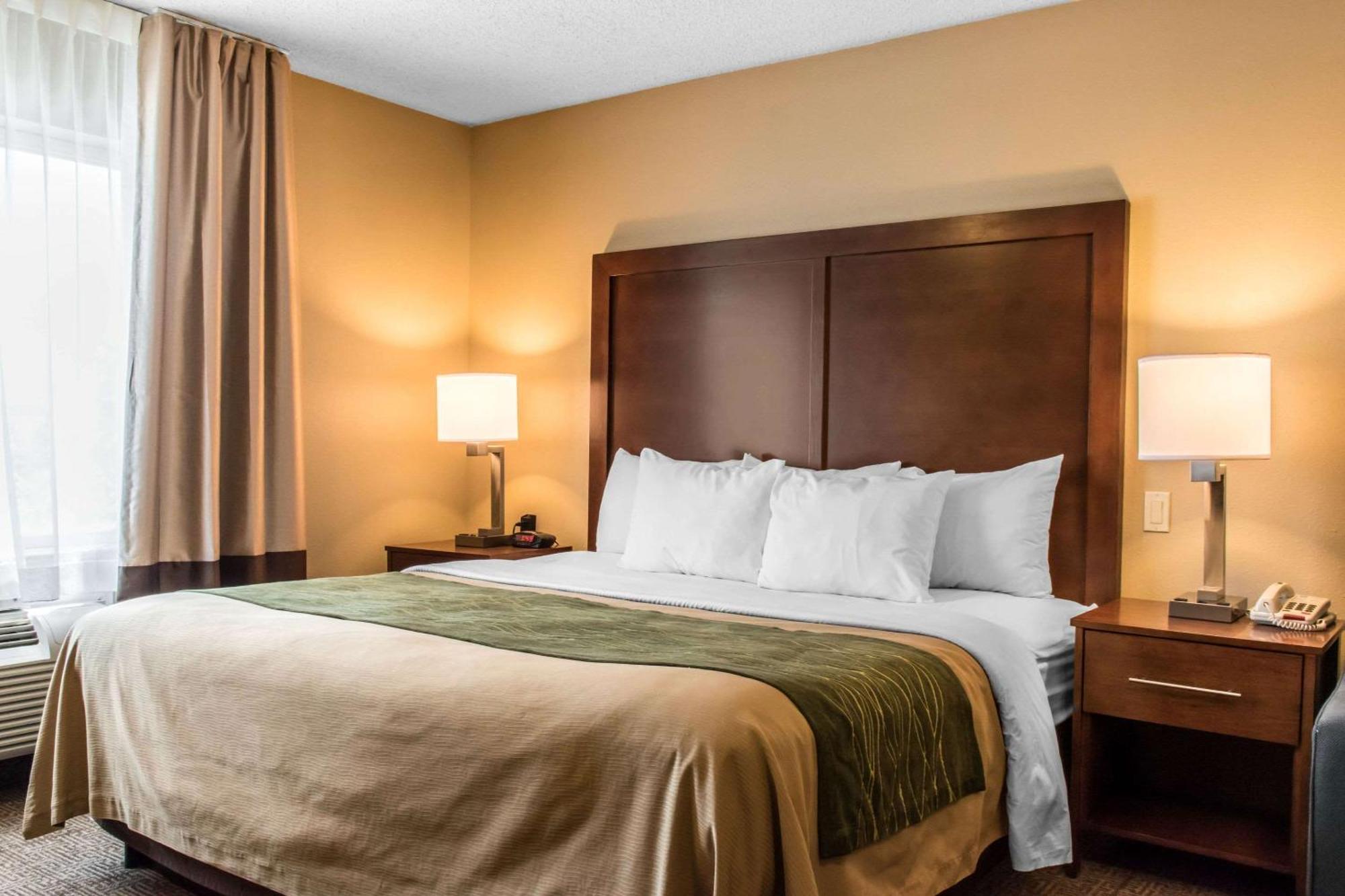 Comfort Inn Lancaster County Columbia Exterior photo